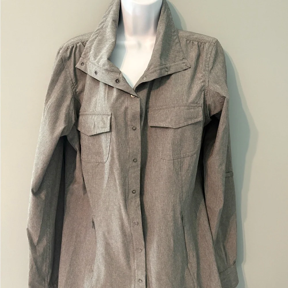 Duluth Trading Co Women's Gray Utility Jacket